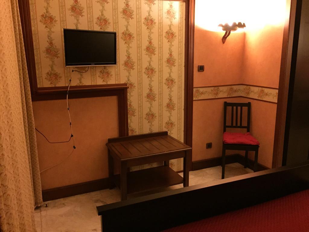B&B Il Bagolaro Dell'Etna Sant'Agata Li Battiati Værelse billede